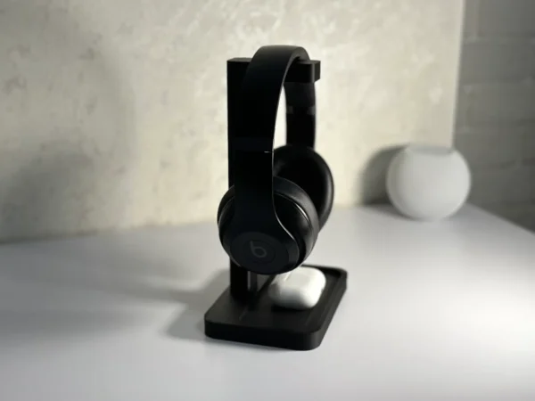 Headphone stand - headset holder with tray