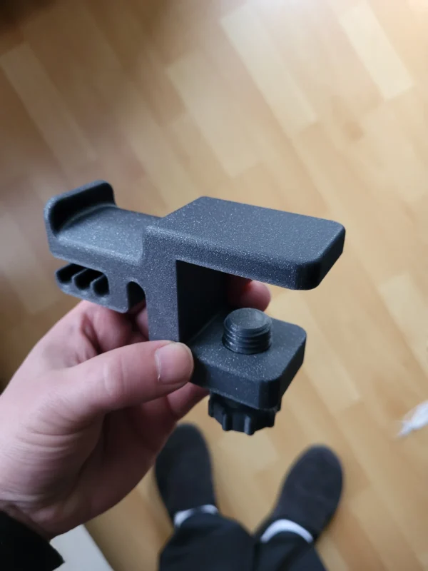 Desk headphone mount #Hs_5.4.1