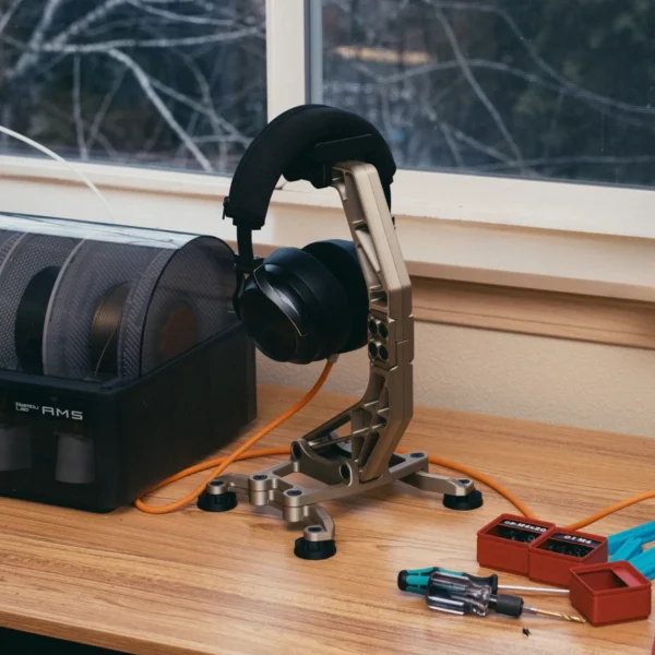 dscf9914 RADZ_studio headphone stand #Hs_5.0.5